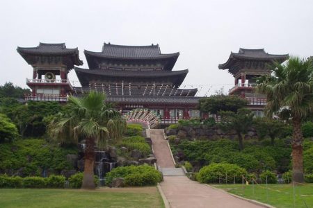 Yakchunsa-Temple